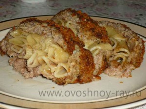 Мясной рулет с макаронной начинкой