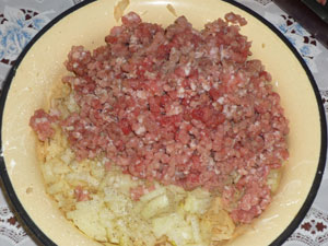 Пирог- плетенка с картофелем и мясом